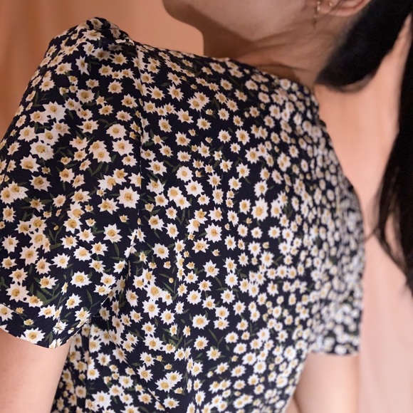 PUFF SLEEVE FLORAL PRINT SUMMER DRESS FROM SHEIN - Picture 2 of 5